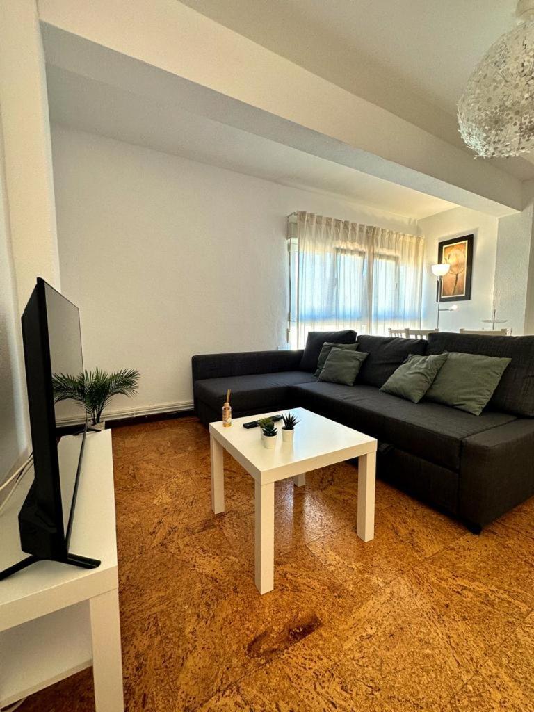 Apartamento Soleado Para 8 Personas En Santoña Exterior foto