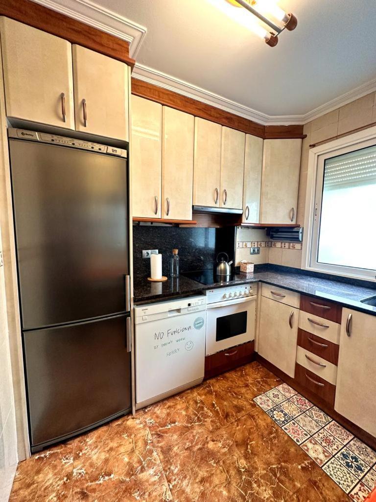 Apartamento Soleado Para 8 Personas En Santoña Zimmer foto