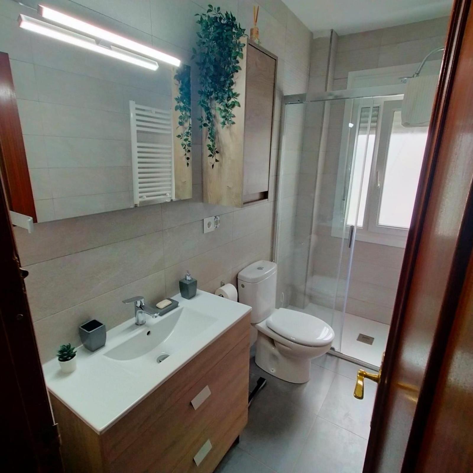 Apartamento Soleado Para 8 Personas En Santoña Exterior foto